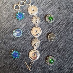 Stainless steel snap button bracelet